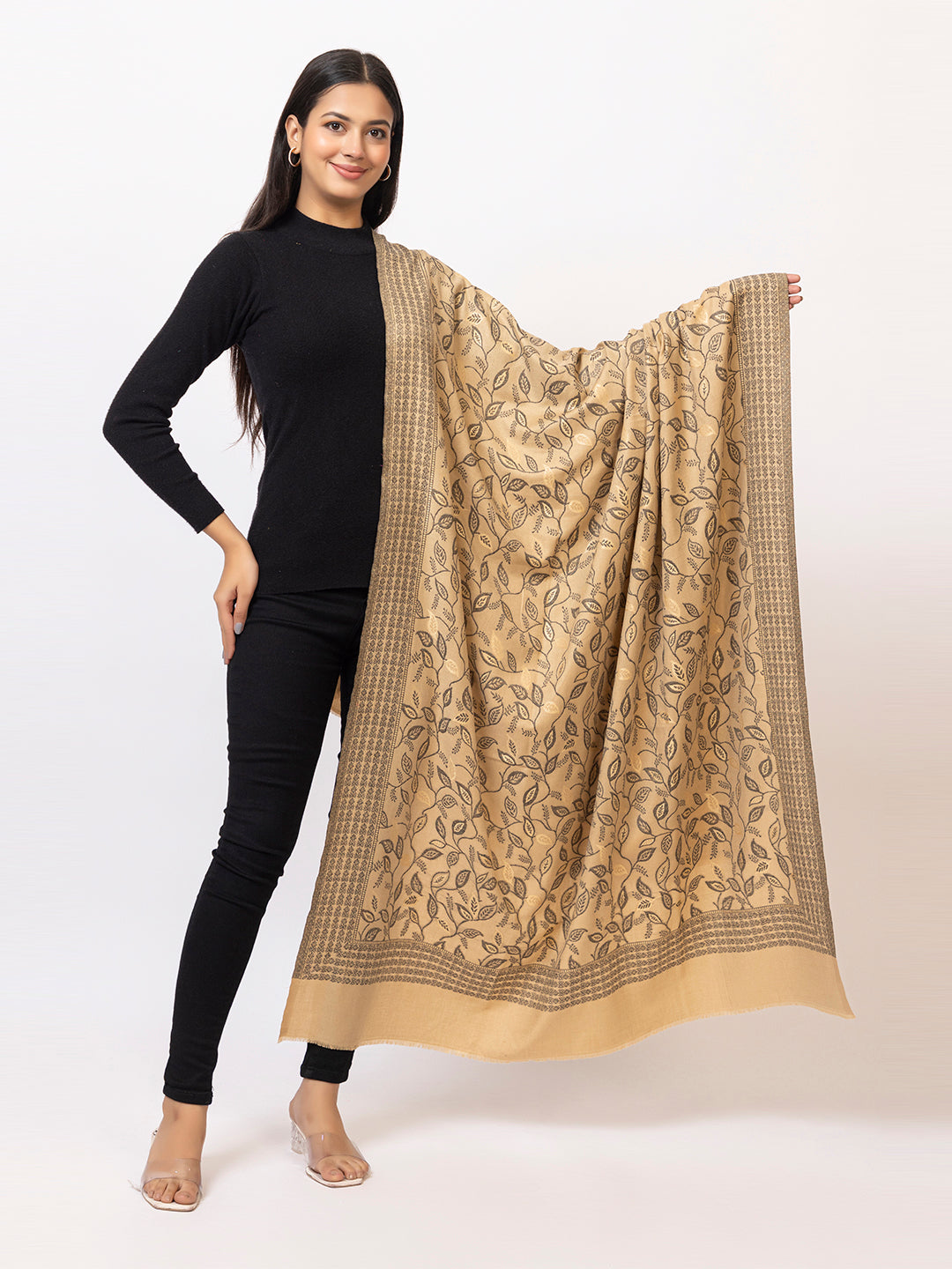 Tillaari Resham Shawl with Leaf and Geometric Border