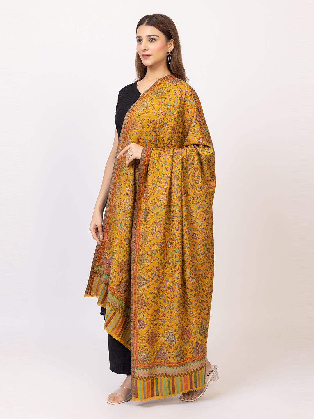 Tillaari Kaani Shawl with Traditional Kashmiri Design