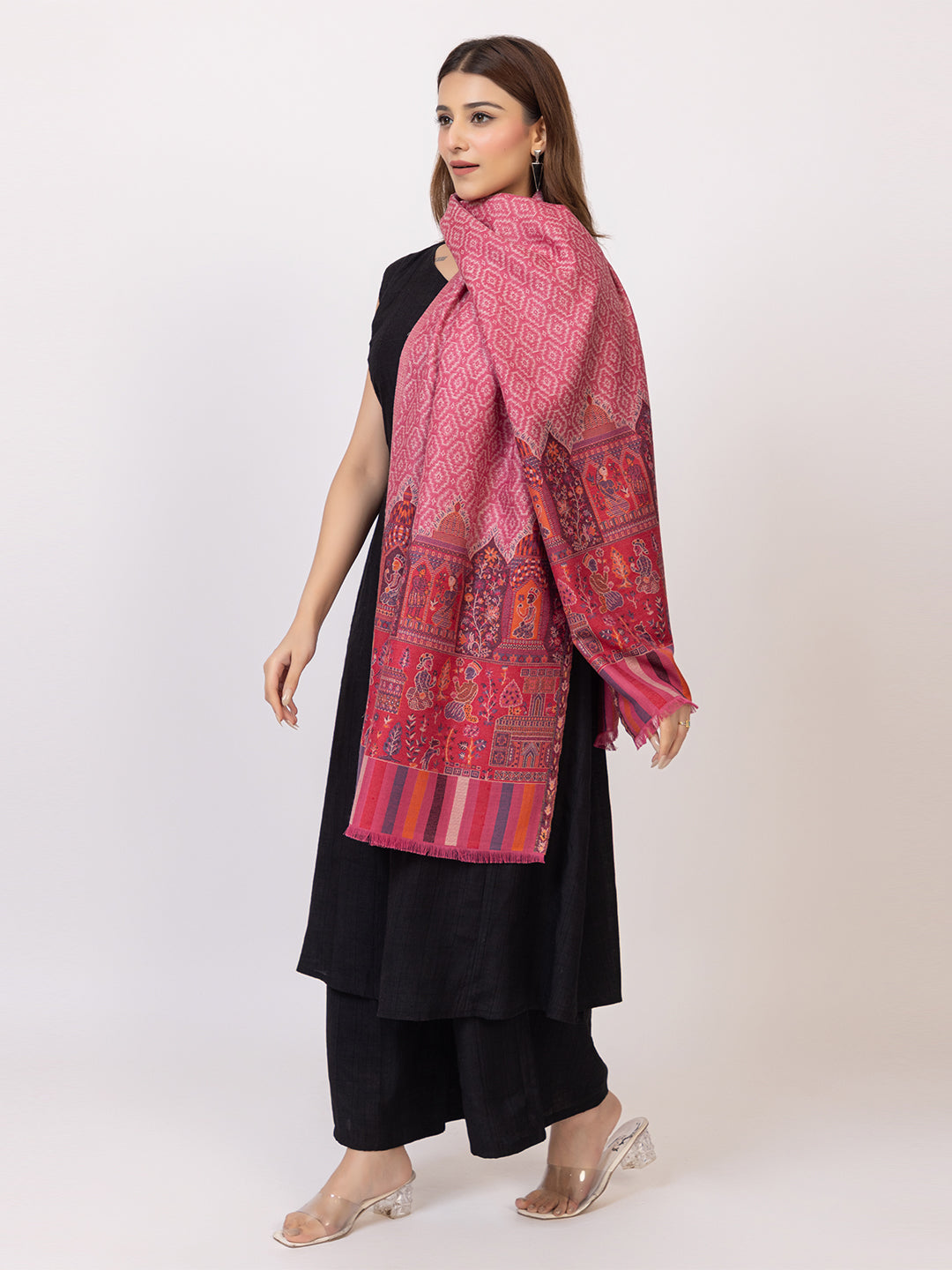Tillaari Ethnic Stole with Palace and Royal Court Motifs