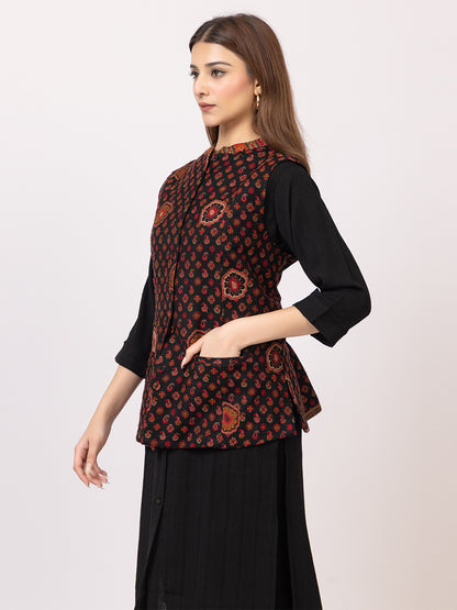 Tillaari SurajMukhi Short Sleeveless Jacket for Women