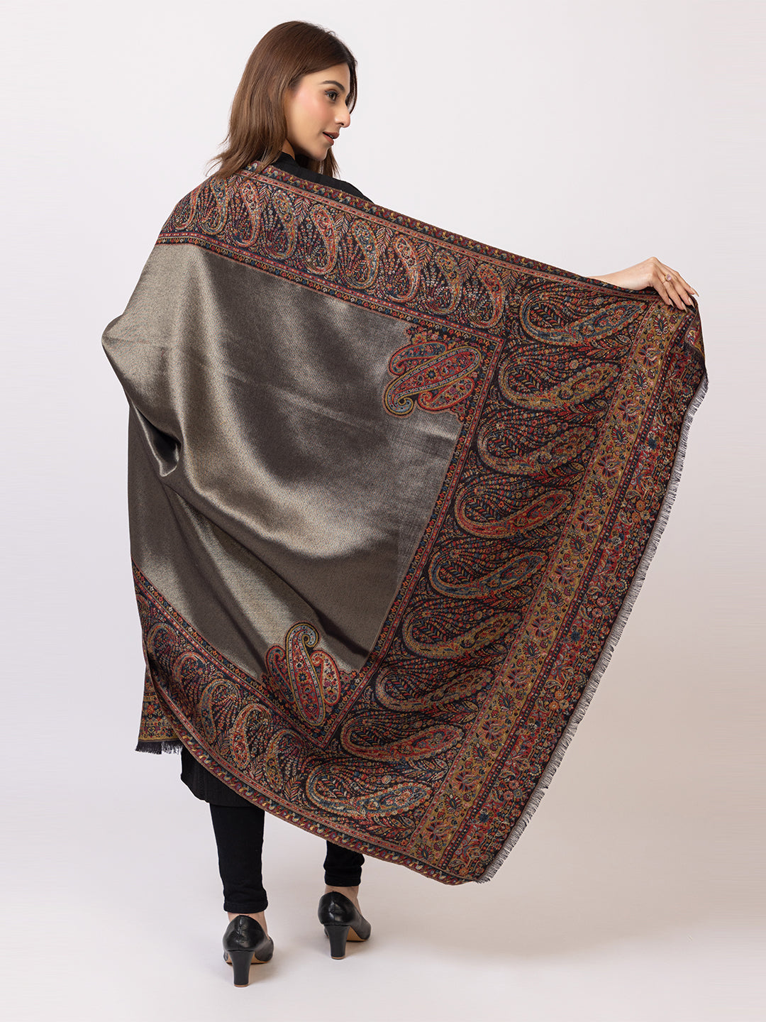Tillaari Mettalic Shawl with Intricate Paisley and Floral Zari Base
