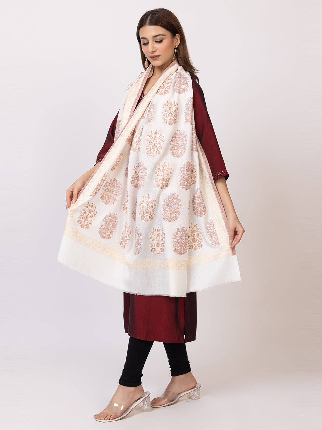 Tillaari Shawl with Traditional Floral Buta