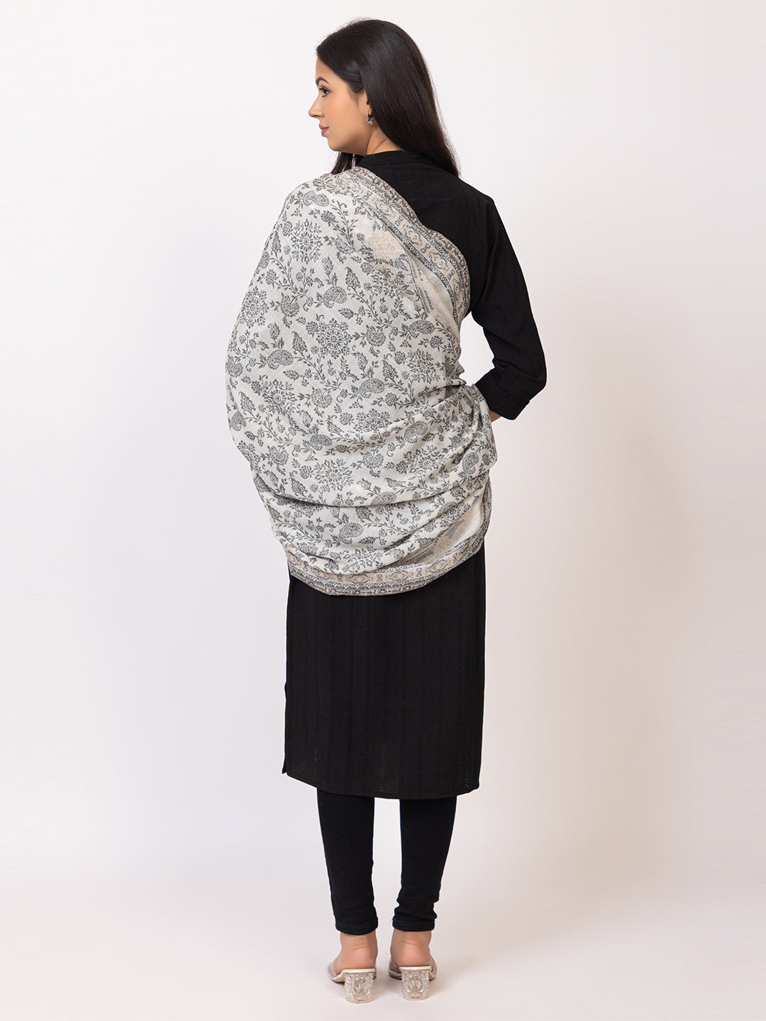 Tillaari Classic White-Grey Shawl draped in Floral Jaal Elegance