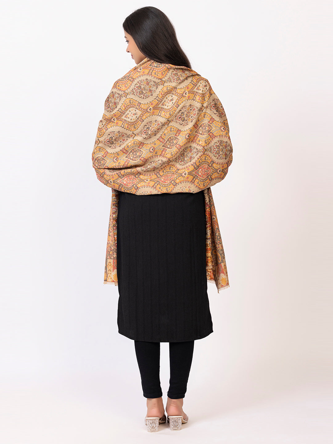 Tillaari Shawl with Traditional Paisley Motifs