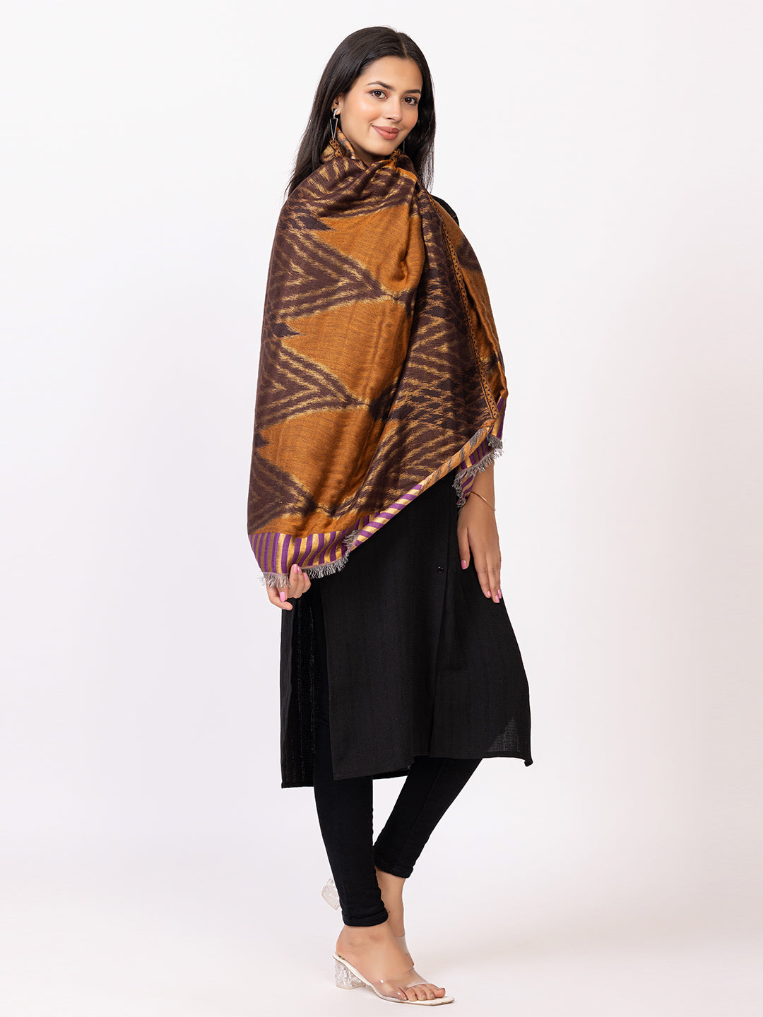 Tillaari Elegant Stole with Geometric pattern