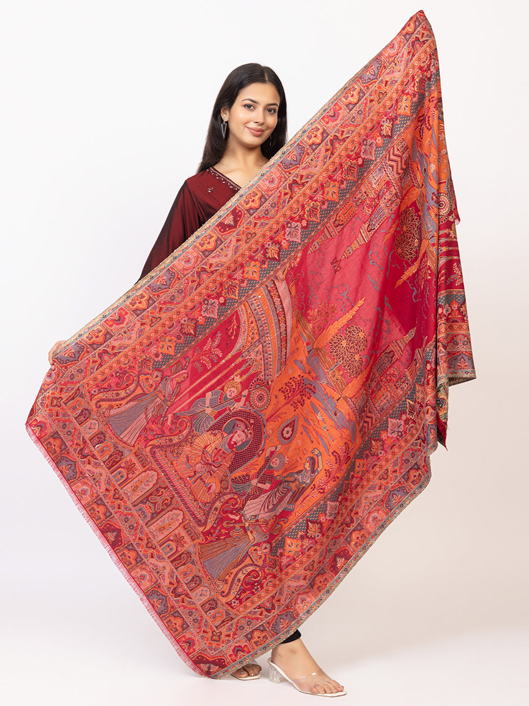 Tillaari Royal Durbar Scene Shawl with Heritage Design