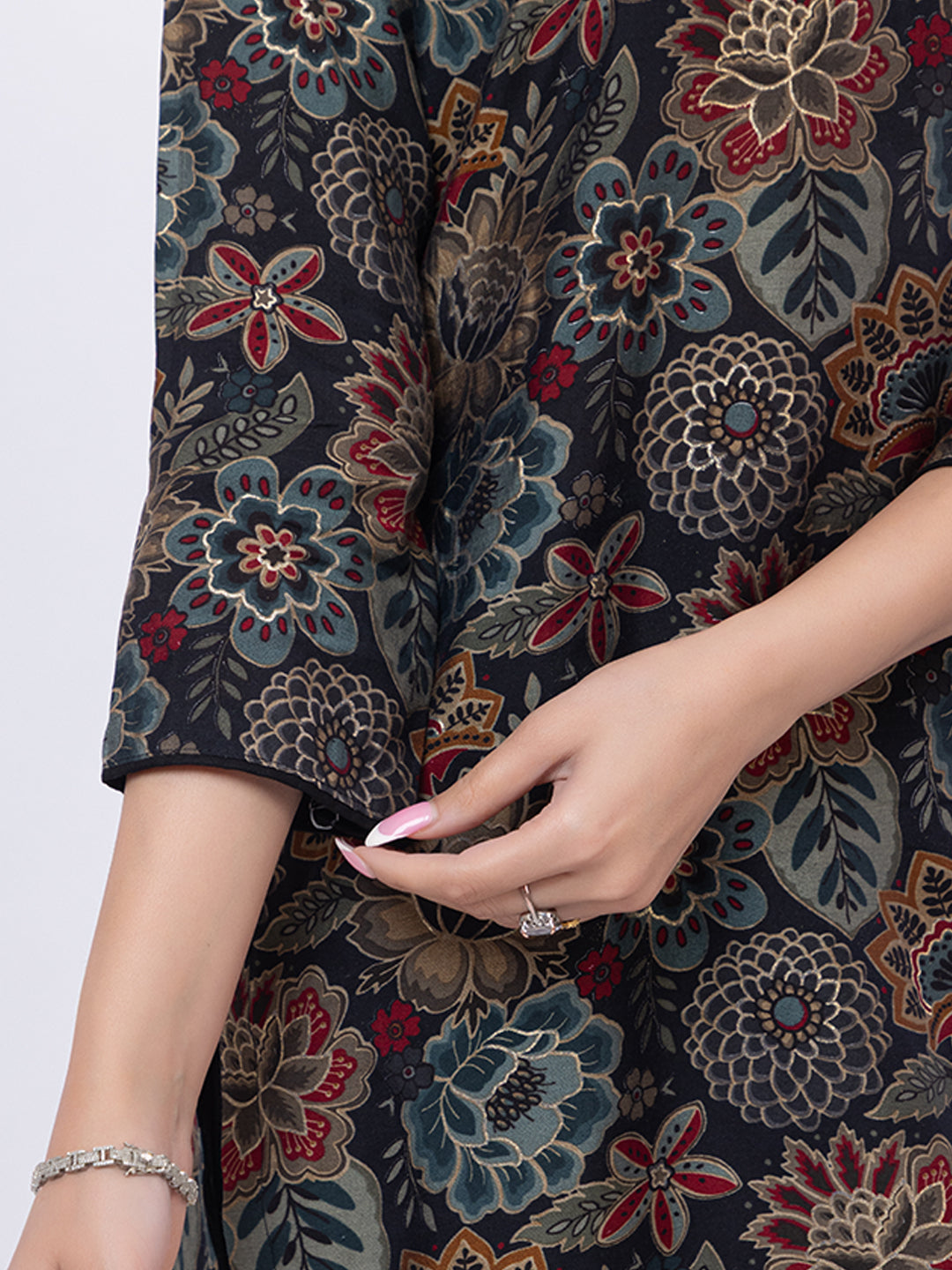 Tillaari Black Floral Printed Co-ord Set