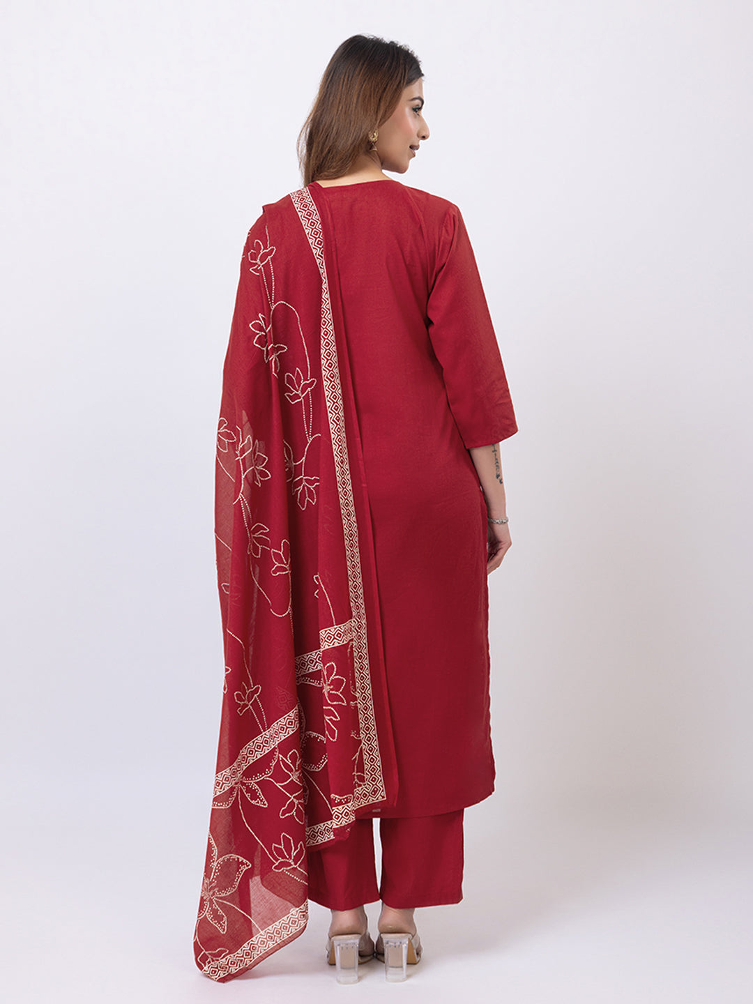 Tillaari Red Floral Embroidered Straight Kurta Set with Bandhani Print Dupatta