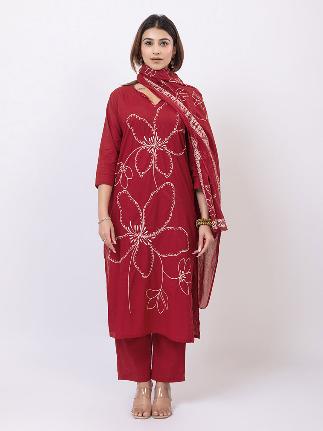 Tillaari Red Floral Embroidered Straight Kurta Set with Bandhani Print Dupatta