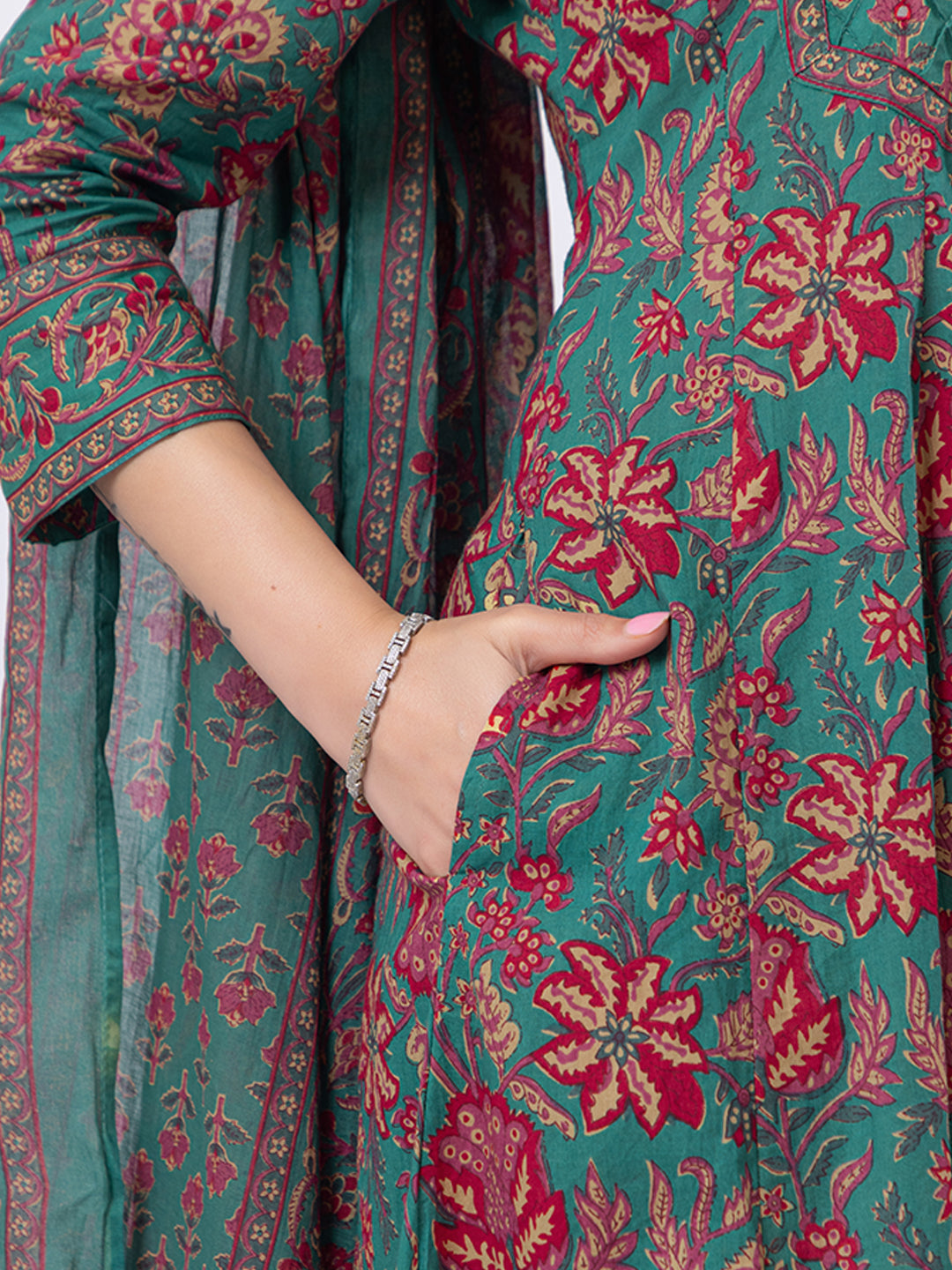 Tillaari Green Chintz Printed Kurta Set with Dupatta