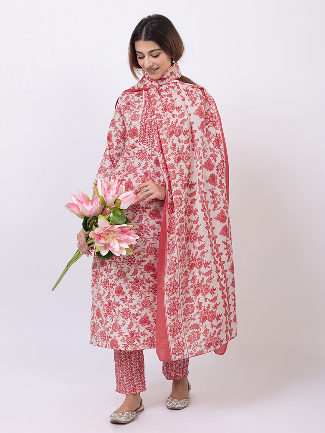 Tillaari Pink Floral Printed Straight Kurta Set with Dupatta