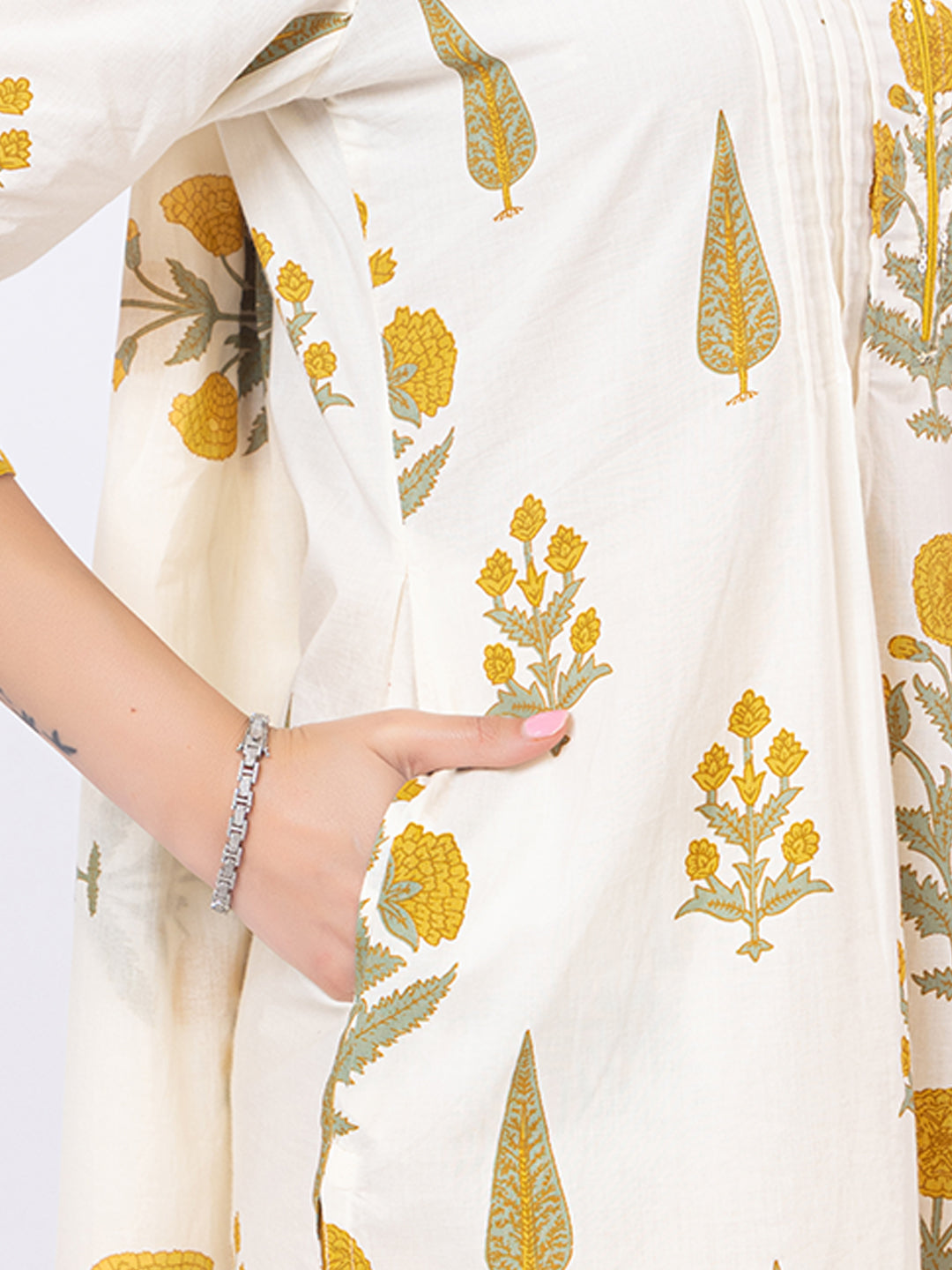 Tillaari Cream & Yellow Genda Floral Printed Straight Kurta Set with Dupatta