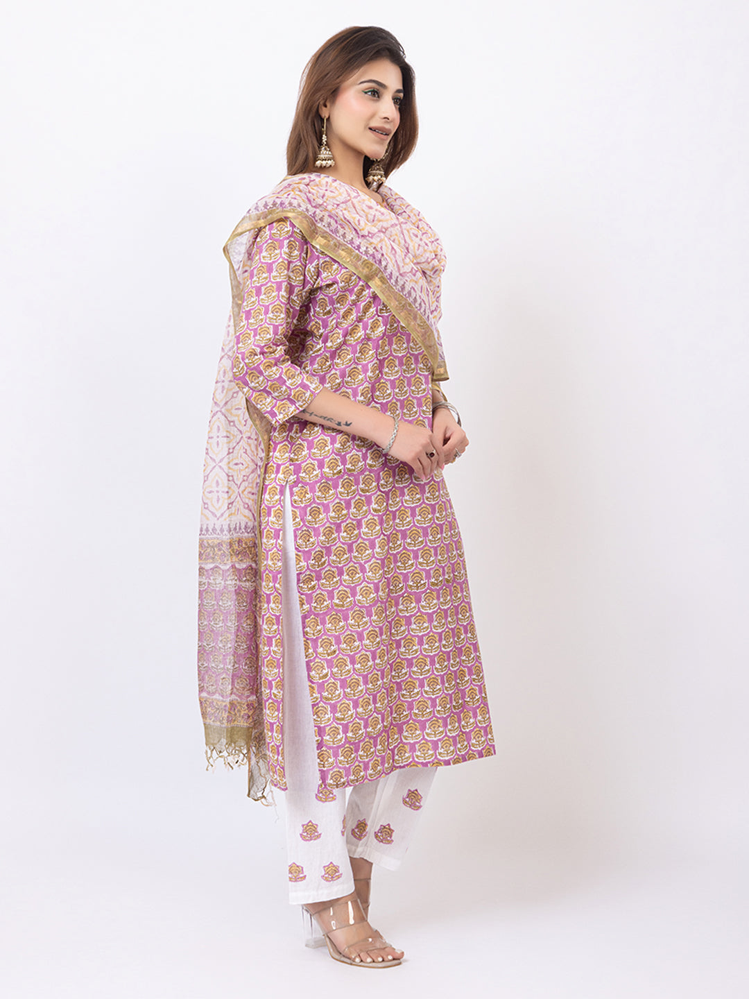 Tillaari Lavender Printed Straight Kurta Set with Kota Doriya Dupatta