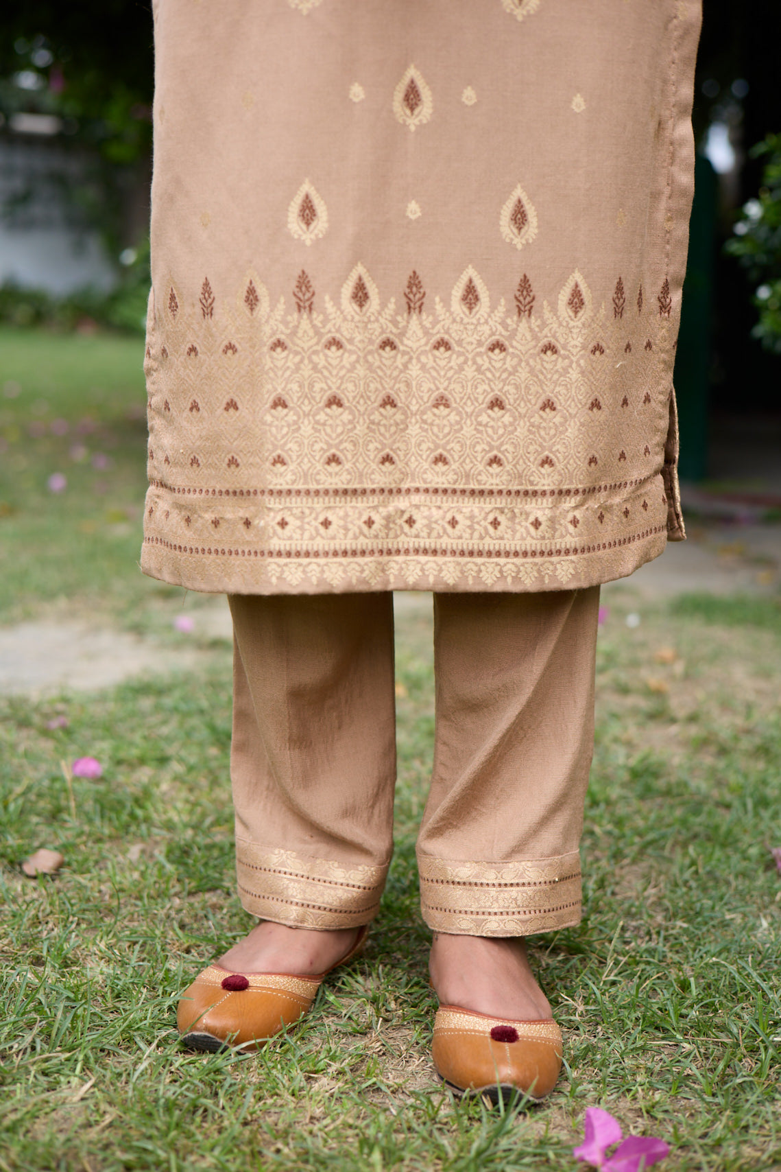 Sada Bahar Kurta Set